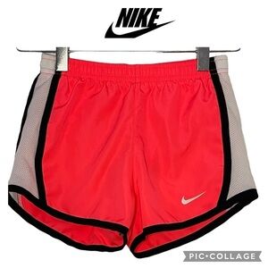Nike Tempo dri fit girls neon orange athletic shorts size 6 Medium